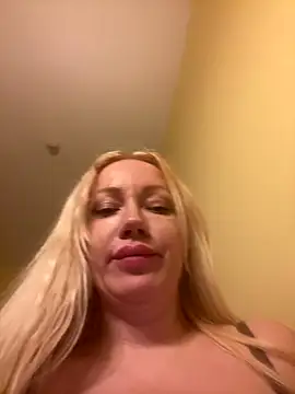 SofiaJoy's cam snapshot