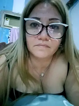 Carlotaazul's cam snapshot