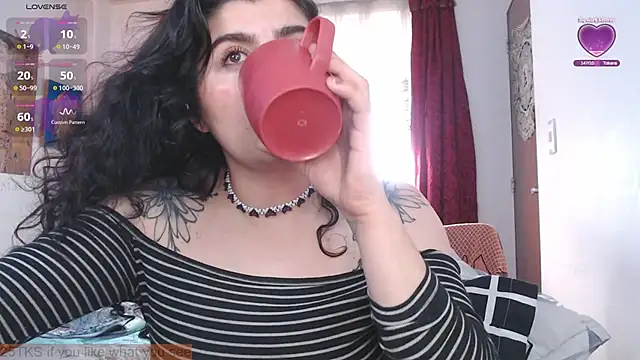 Marci_owo live sex cam