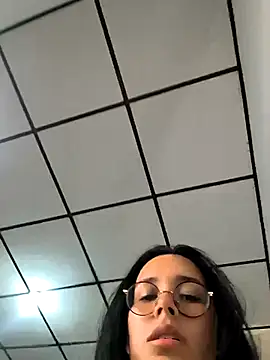 Annya-sweet live sex cam