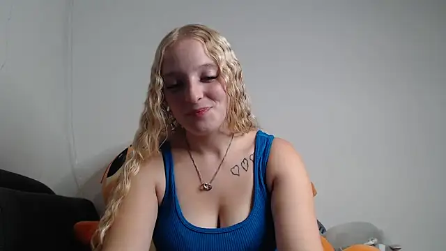 Sophie_cute06 live sex cam