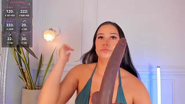 Jazmiinee's cam snapshot