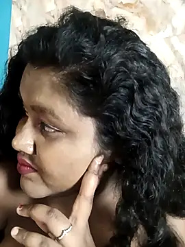 horny_diana's cam snapshot