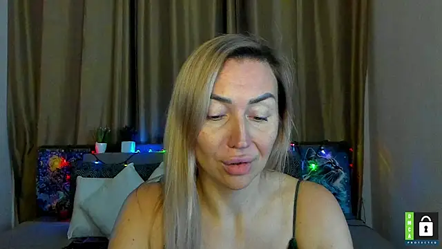 Kiss_julli88I's cam snapshot