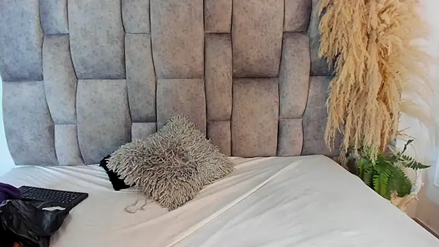 Stefyrossy live sex cam