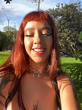 AliceMrtnz's cam snapshot