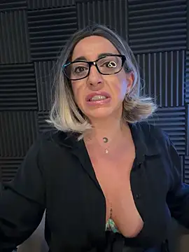 SexyVic_69's cam snapshot