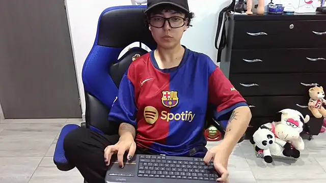 thomascooper7 live sex cam