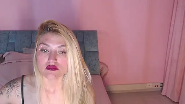 Camila_Russoo's cam snapshot