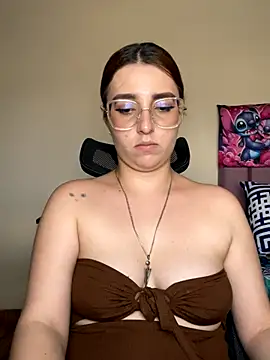 CoraVibes's cam snapshot