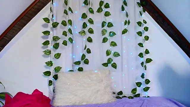 lucia_sweeet's cam snapshot