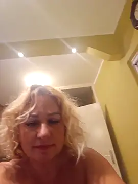 VirginiaNurse's cam snapshot