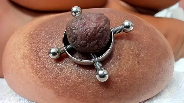 zara_lopez's cam snapshot