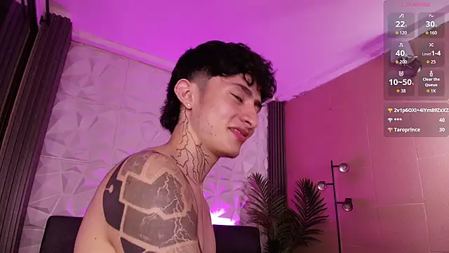 troy_rouge live sex cam