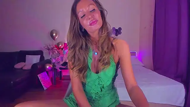 EmmaAbramson's cam snapshot