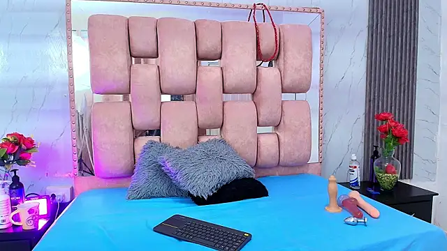 SofiaSommers's cam snapshot