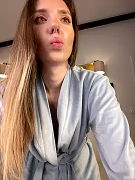 LINA_ALL_EYES_ON_YOU live sex cam