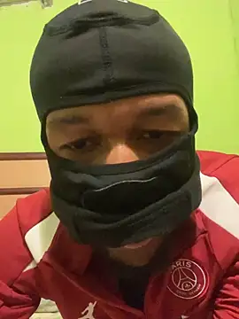 BttmGuy01's cam snapshot