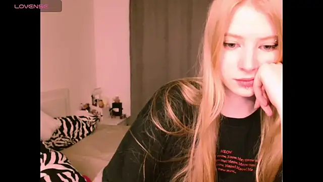 _Milana_Sparkl75_'s web cam