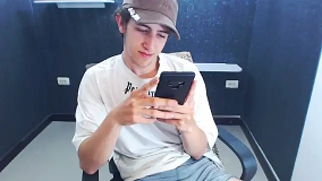 Kerverr_ live sex cam