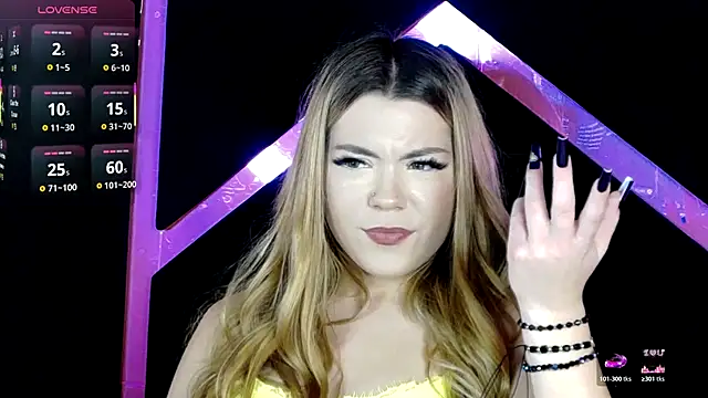 Breezelle live sex cam