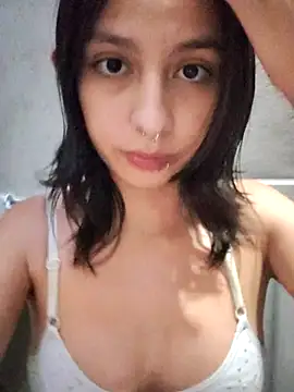 Maiden-Hot live sex cam