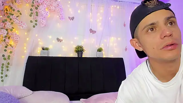 Bonny_and_carrot live sex cam