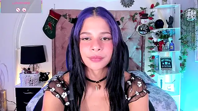 LadyAvalon's cam snapshot