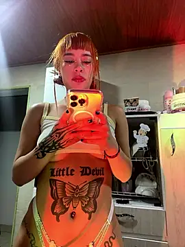 ScarlettRusso1's cam snapshot