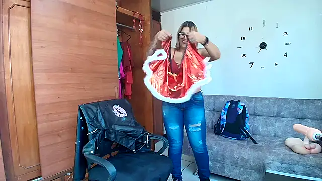 Majo_Soussa live sex cam