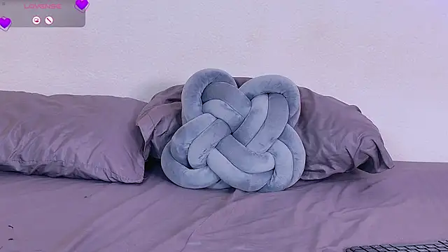 AmmyCaramel's cam snapshot