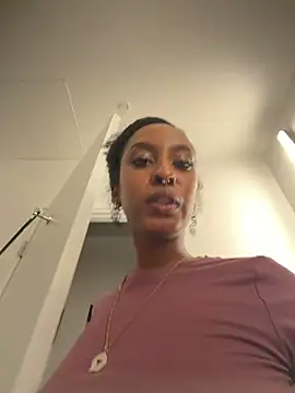 Your_Paris live sex cam