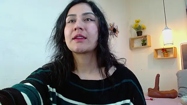 mia_aira's cam snapshot