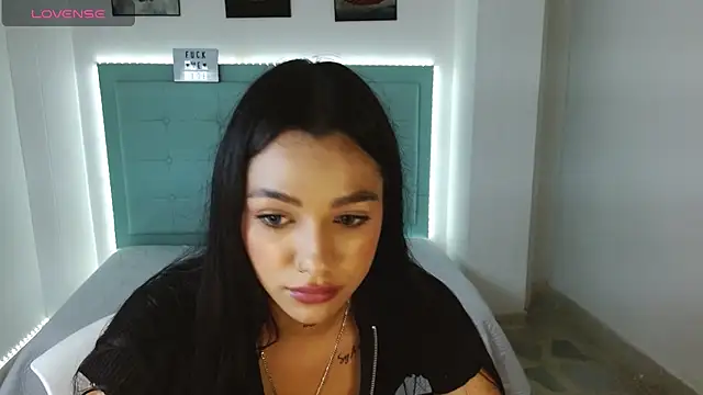 Kloe_Watson's cam snapshot