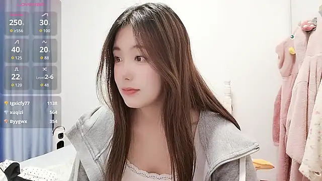 Luna_868 live sex cam