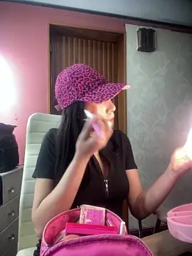 MiaScott_Pink's cam snapshot