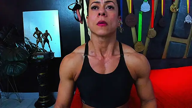 Khloe_Rossich's cam snapshot