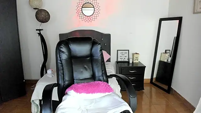 Tiana_27's cam snapshot