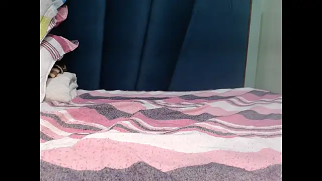 CuteRhea69's cam snapshot