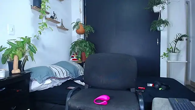 Adam_hyuga_x's cam snapshot