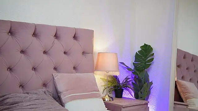 AmeliaJupiter's cam snapshot