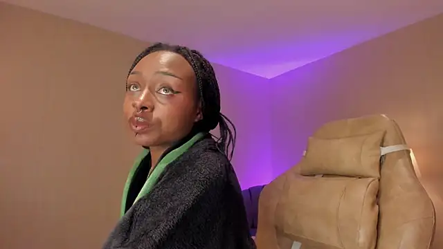 Midnight_Bluee's cam snapshot