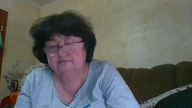 MilaSky5303's cam snapshot