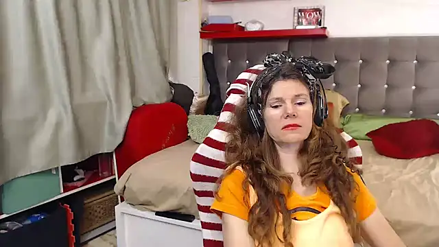 kellyterapy's cam snapshot