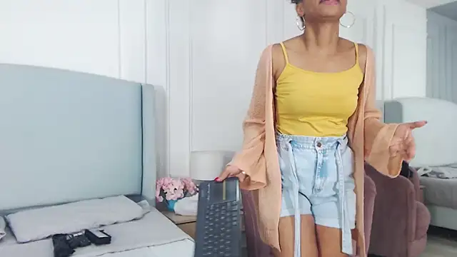 ChantalGarner's cam snapshot