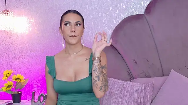 Camille_Torres's cam snapshot