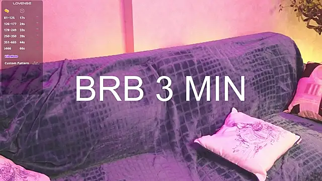 ElzaHart's cam snapshot