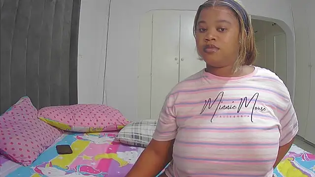 Kate1821ivy's cam snapshot