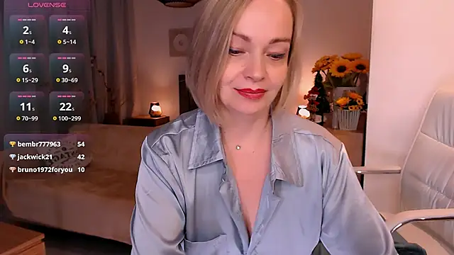 Tilly_Eliot's cam snapshot