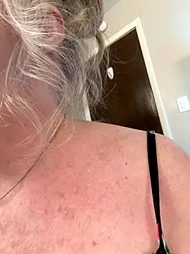 Kaitlyn_Winters's cam snapshot